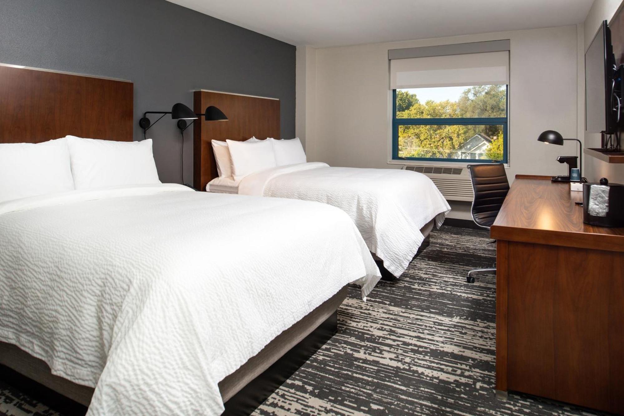 Four Points By Sheraton Omaha Midtown מראה חיצוני תמונה